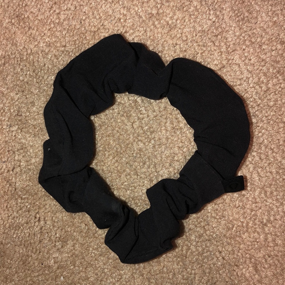 Black Lululemon Scrunchie